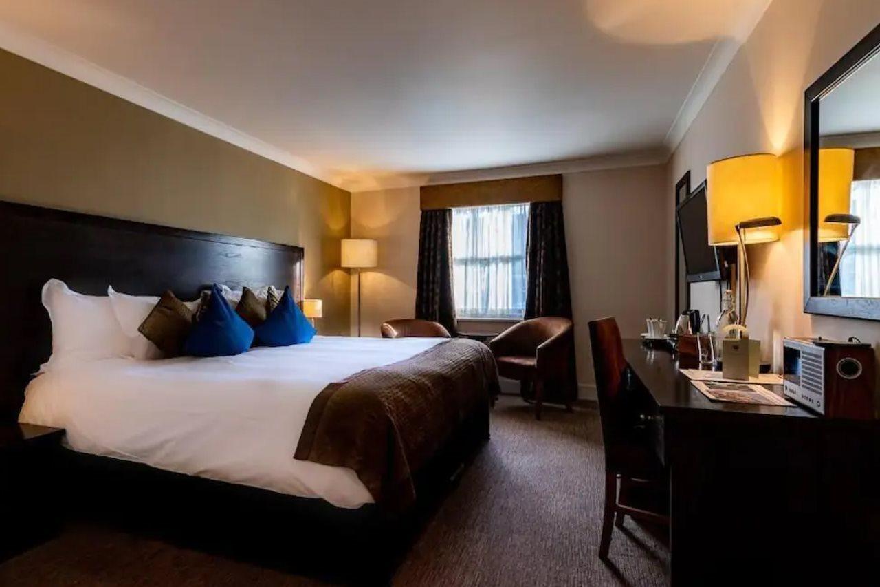 Rose And Crown Hotel Londres Exterior foto